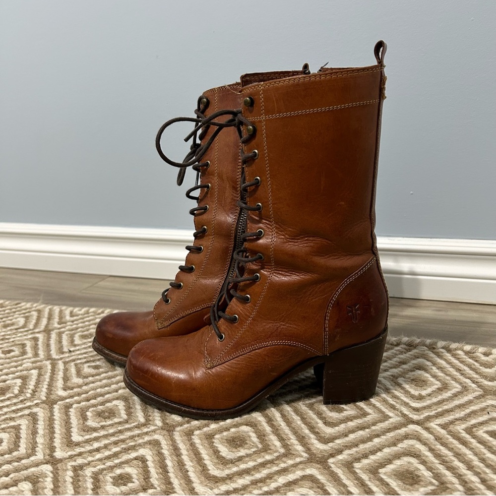 Frye leather lace up Kendall boots